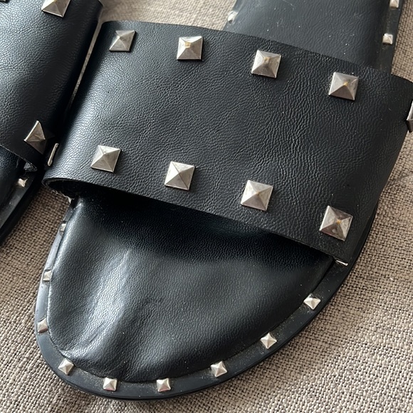 Seven7 Studded sandals - Picture 2 of 2